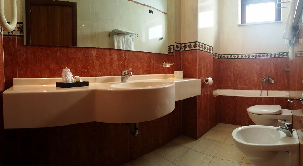 Hotel Primavera Dell'Etna Цафферана-Етнеа Екстер'єр фото