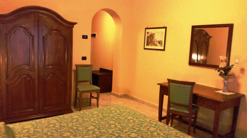 Hotel Primavera Dell'Etna Цафферана-Етнеа Екстер'єр фото